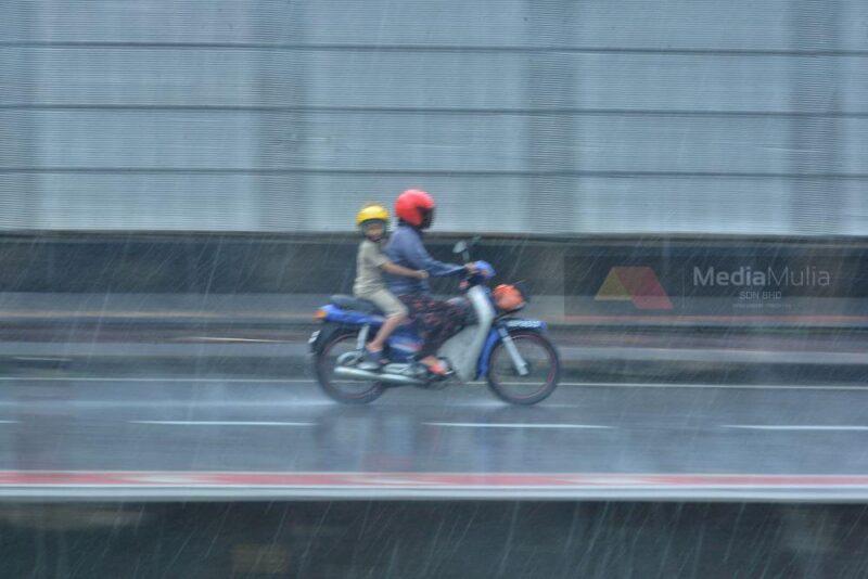 Hujan lebat di Lembah Klang pagi ini