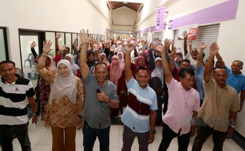 Lebih 1,000 ahli Bersatu Jeli keluar parti