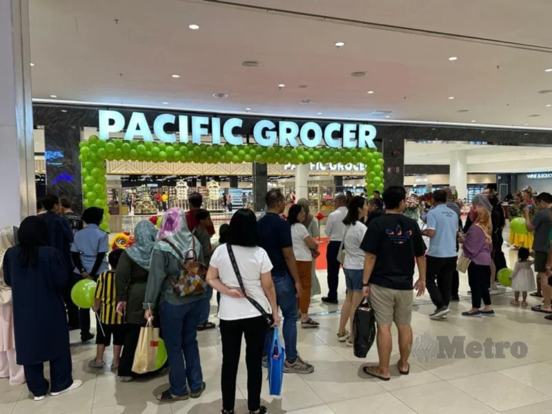 Pacific Grocer pasar raya moden pertama di Batu Pahat