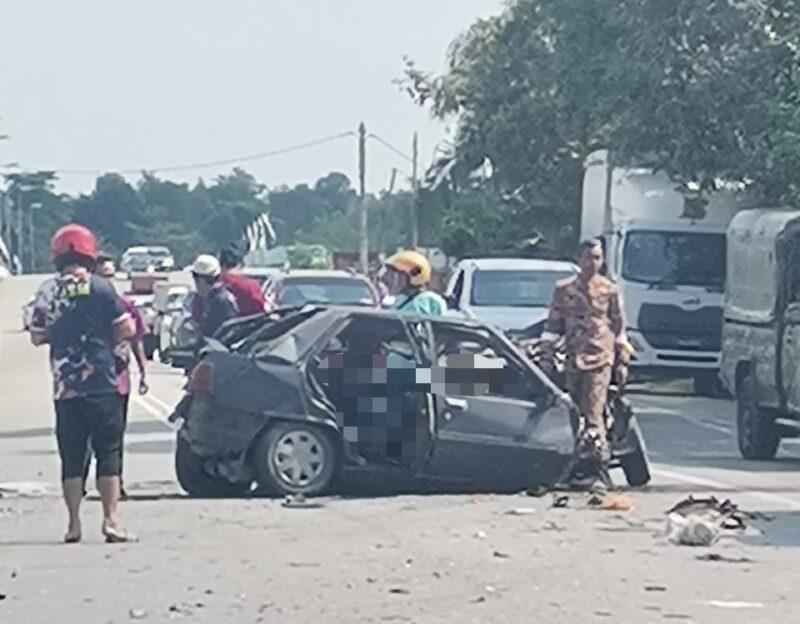 Ajal warga emas kereta dilanggar dua lori