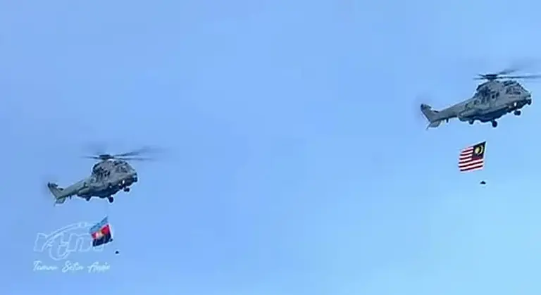 It’s the armed forces flag on helicopter, not Palestine’s