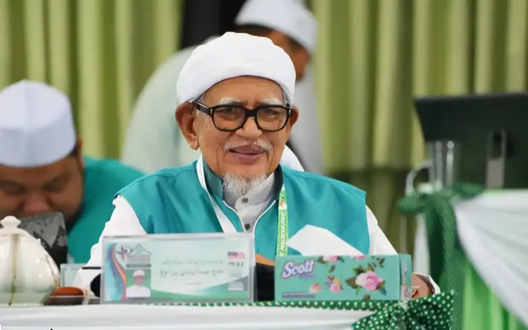 Don’t undermine your own state govts, Hadi tells PAS members