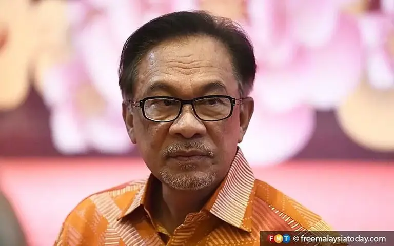 Anwar pays tribute to the late RPK