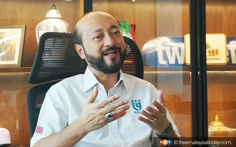 No room in Umno for Mukhriz, say party leaders