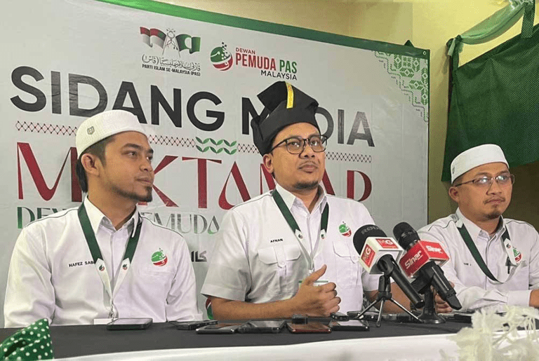 Pas open to cooperation with Umno - Youth Chief