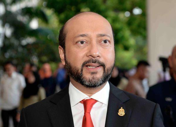 Mahkota polls: No help for Umno, Pejuang backs Perikatan candidate, says Mukhriz