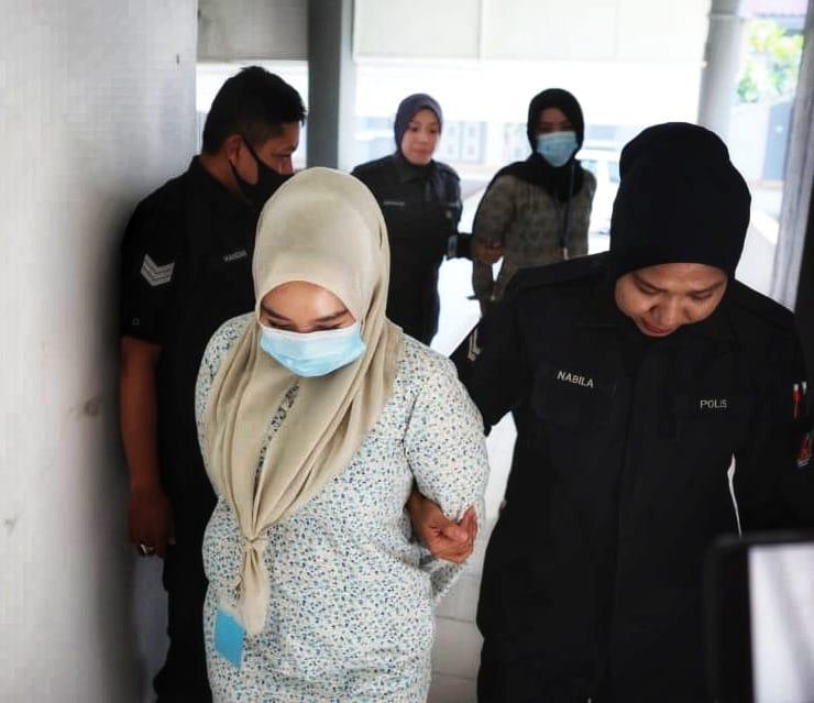 Dua wanita bergaduh sampai patah hidung didakwa