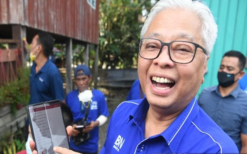 Mungkin Sekarang Ini Ada Pemimpin UMNO Sedang Ketawa Besar