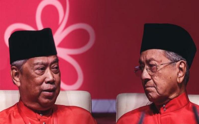 Pertembungan Mahathir Dengan Muhyiddin Atau Hamzah Dengan Azmin Dalam Pemilihan PPBM